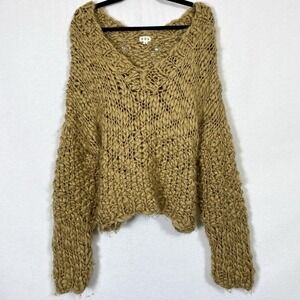 POL Sz Large Chunky Sweater Knit Pullover Sweater Brown Heavy Cozy Neutral Vneck